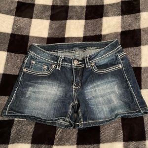 Bedazzled Pocket Medium Rise Shorts